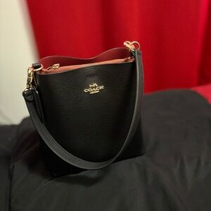 Coach Black and Red Leather Shoulder Bag